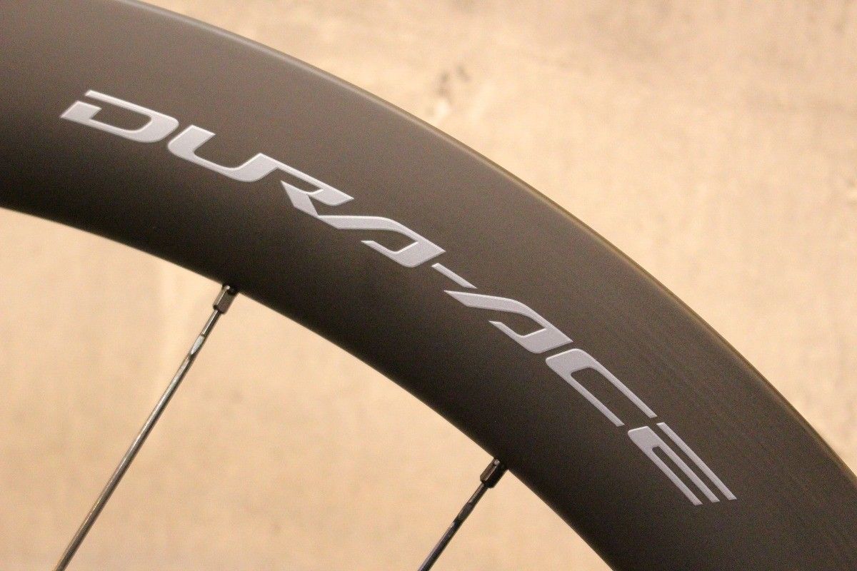 シマノデュラエース カーボンホイール r9270 シマノ SHIMANO