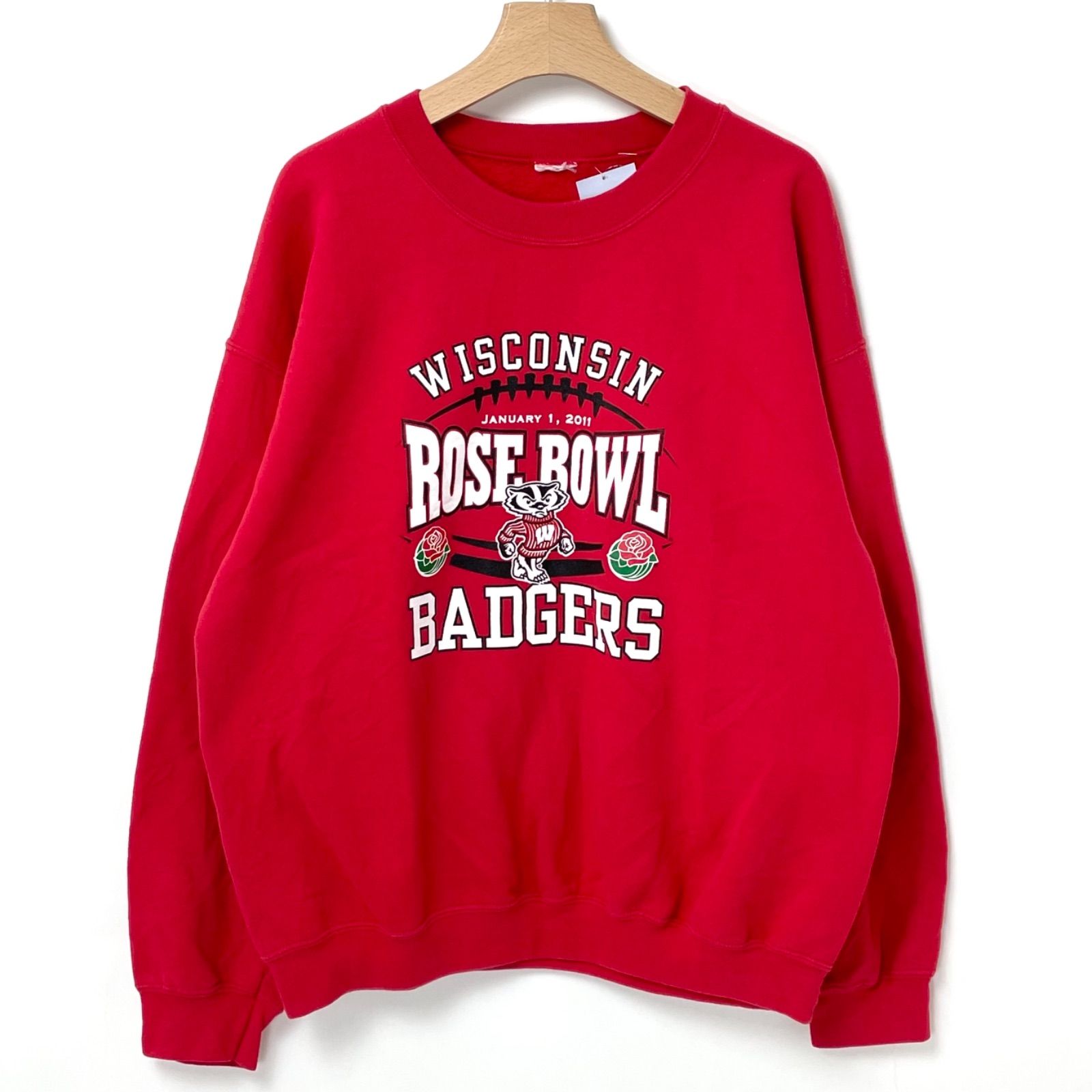 2011 NCAA WISCONSIN/ウィスコンシン大学 レッド カレッジスウェットシャツ XLサイズ【SS-0027B-1031】 - メルカリ