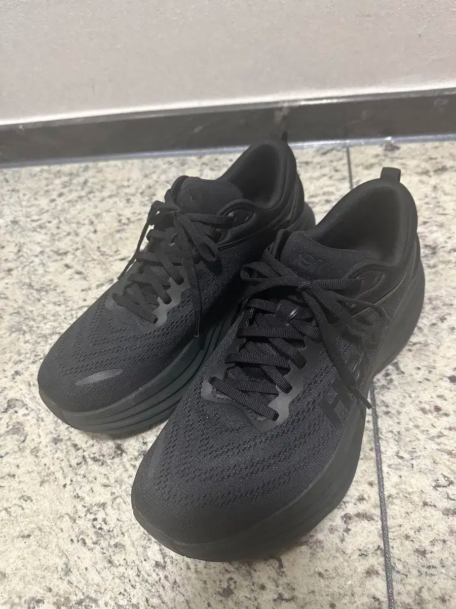 HOKA ONE ONE ホカオネオネ ボンダイ 8 275