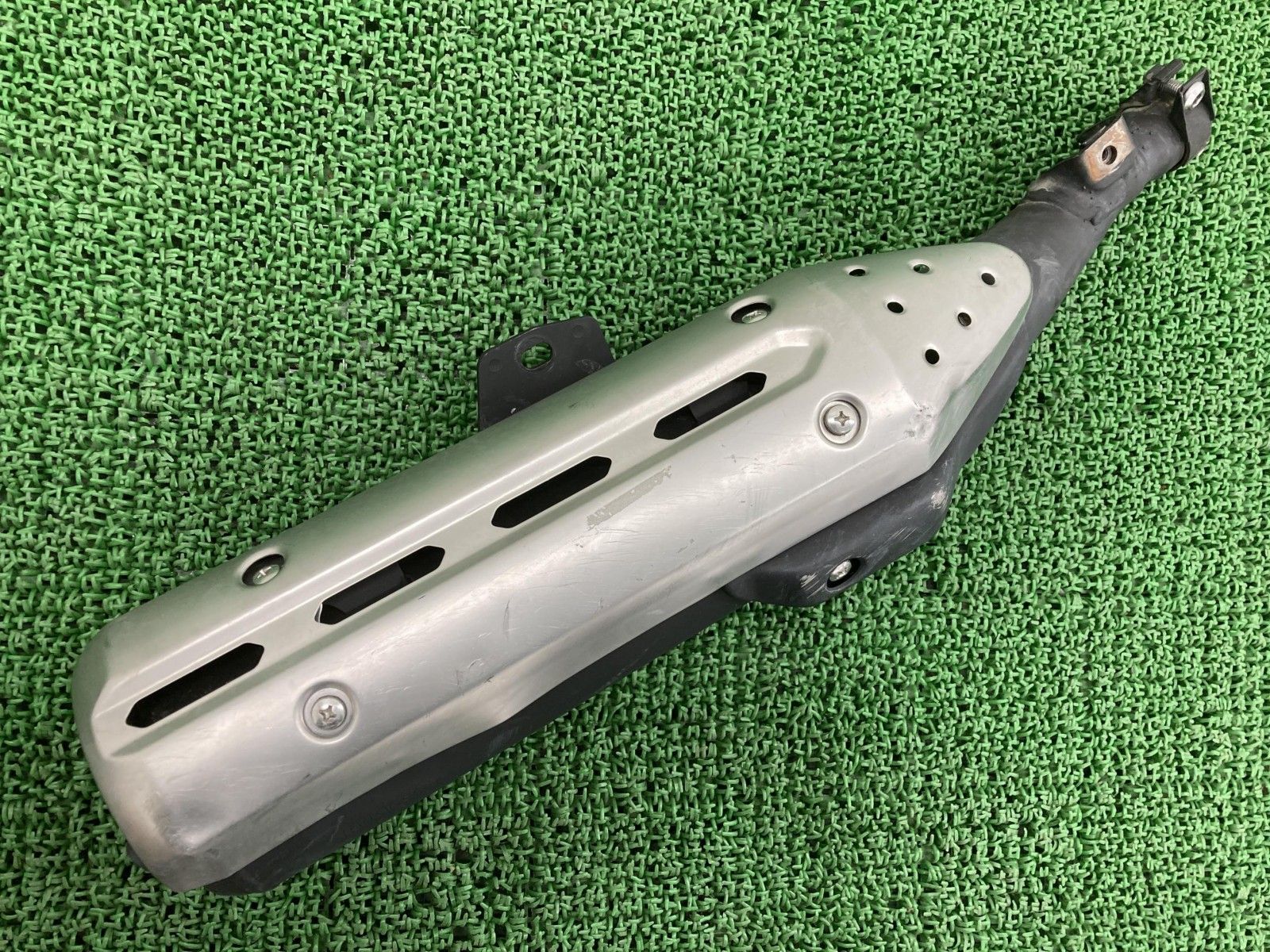トリッカー サイレンサーマフラー 5XT8 ヤマハ 純正 バイク 部品 DG16J