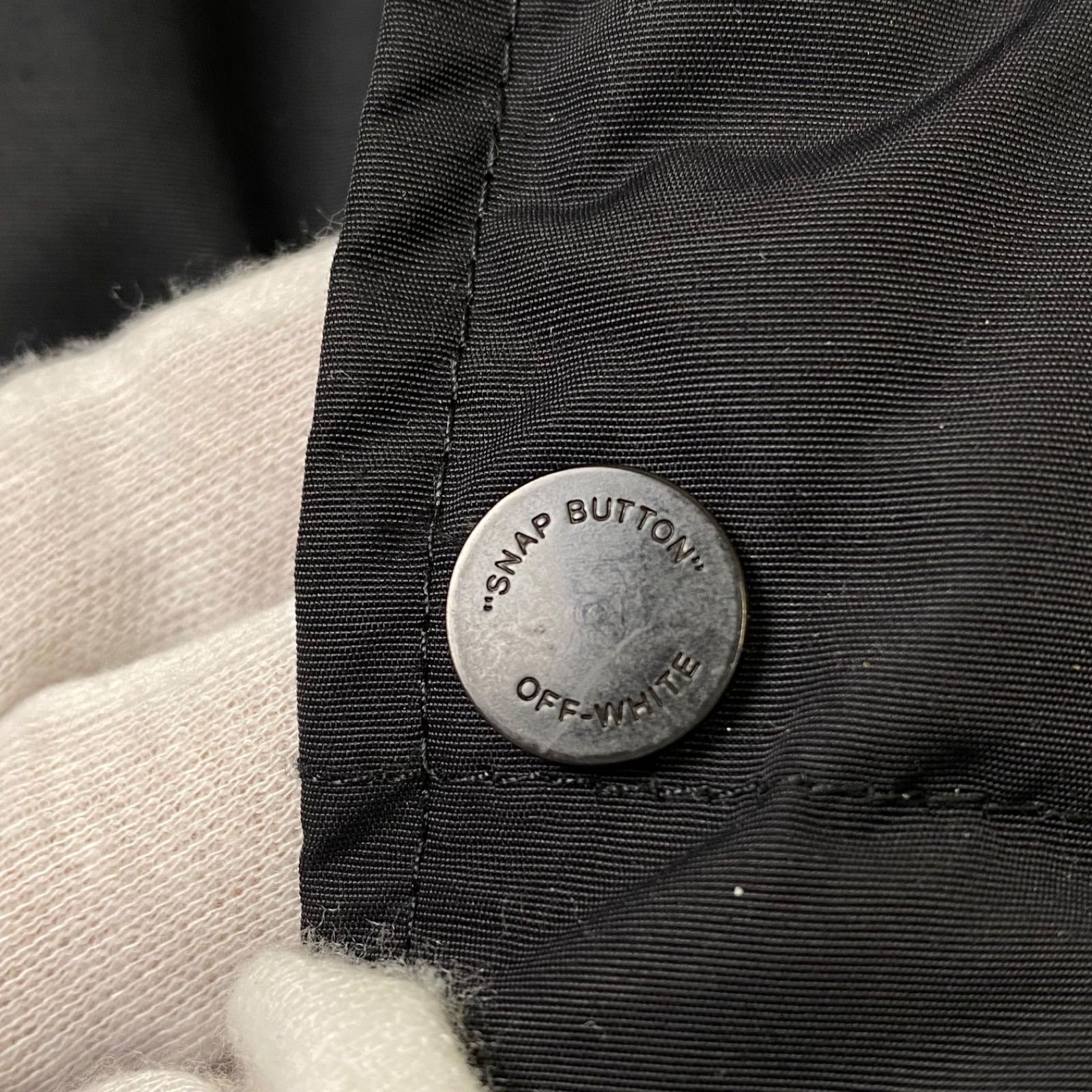 OFF-WHITE オフ ホワイト ダイアゴナルブラッシュダウンジャケット