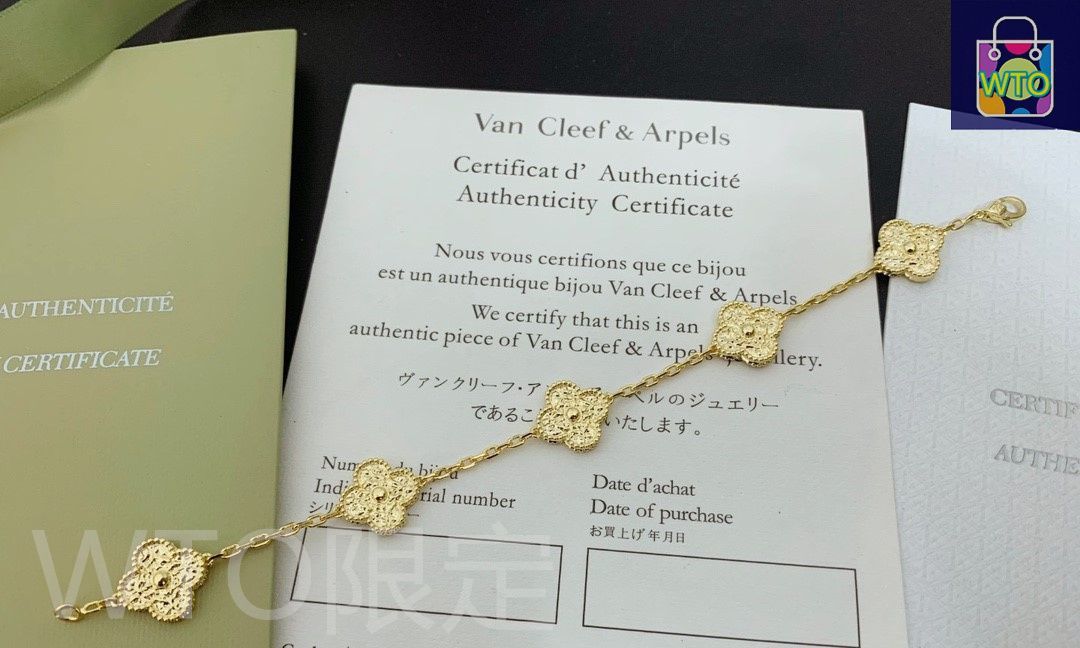 クリーフ＆アーペルのクラシックな四つ葉のクローバー