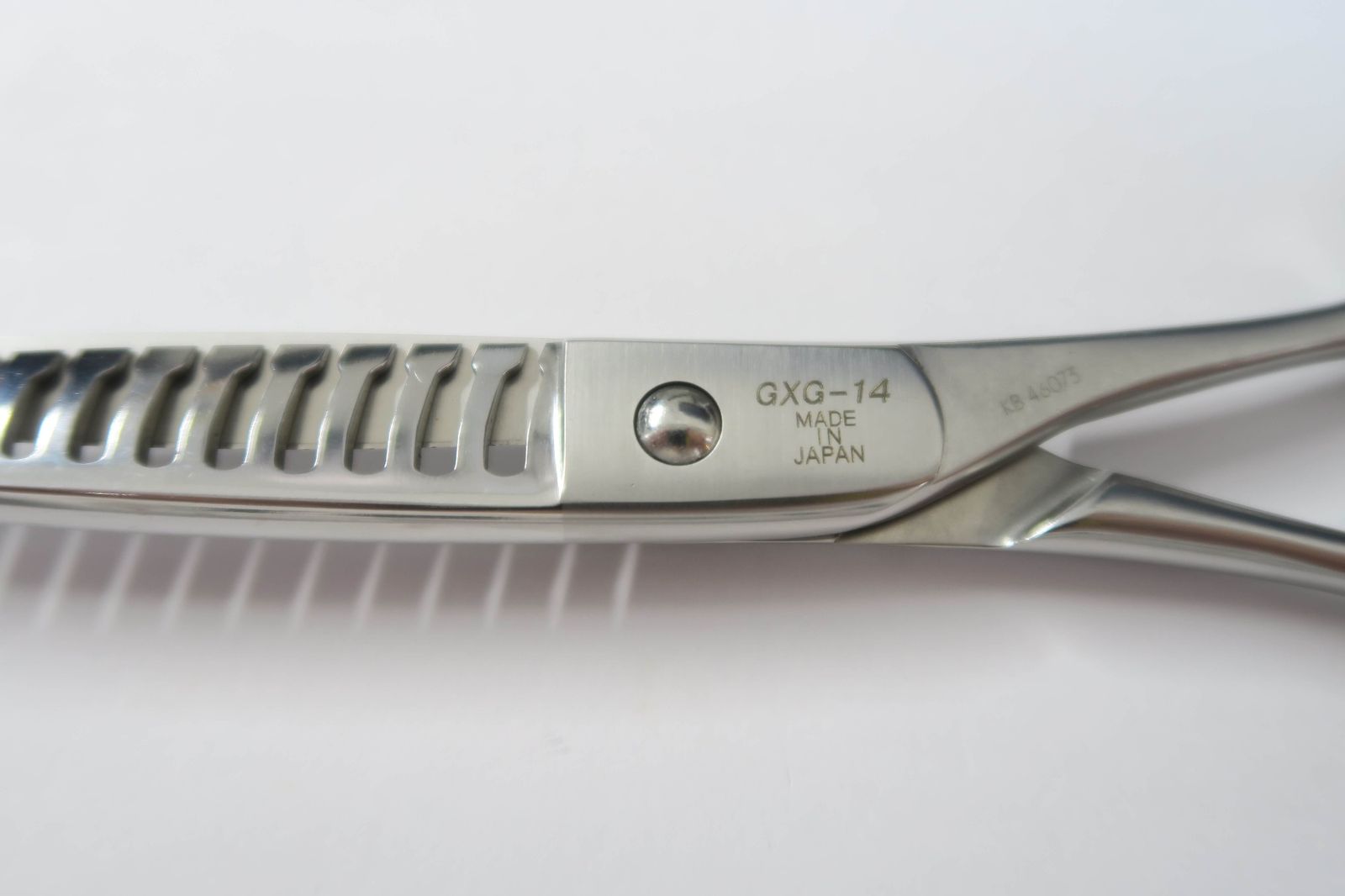 中古。理容師、美容師。JOWELL セニングシザー。GXG-14 Bランク ジョーウェル joewell GXG-14セニング 美容師・理容師