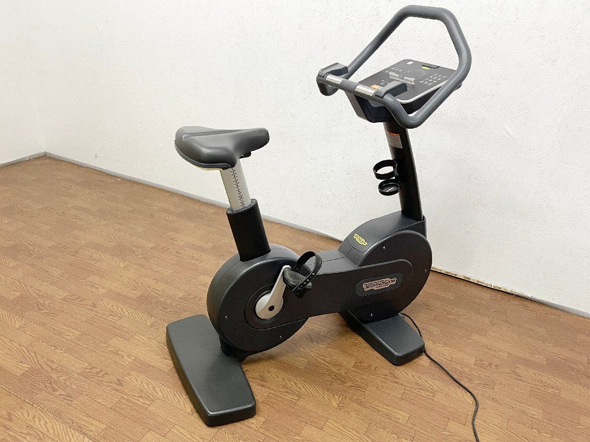 ●テクノジム TECHNOGYM FORMA バイクフォルマ DEC43L エアロバイク フィットネス ホームジム トレーニング 本格的 2020年製 貝1226