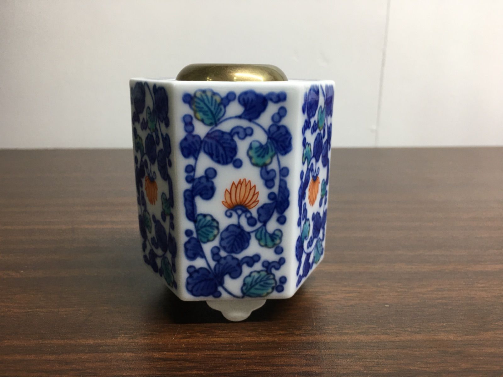 長春　唐花柄　六角香炉　香炉
