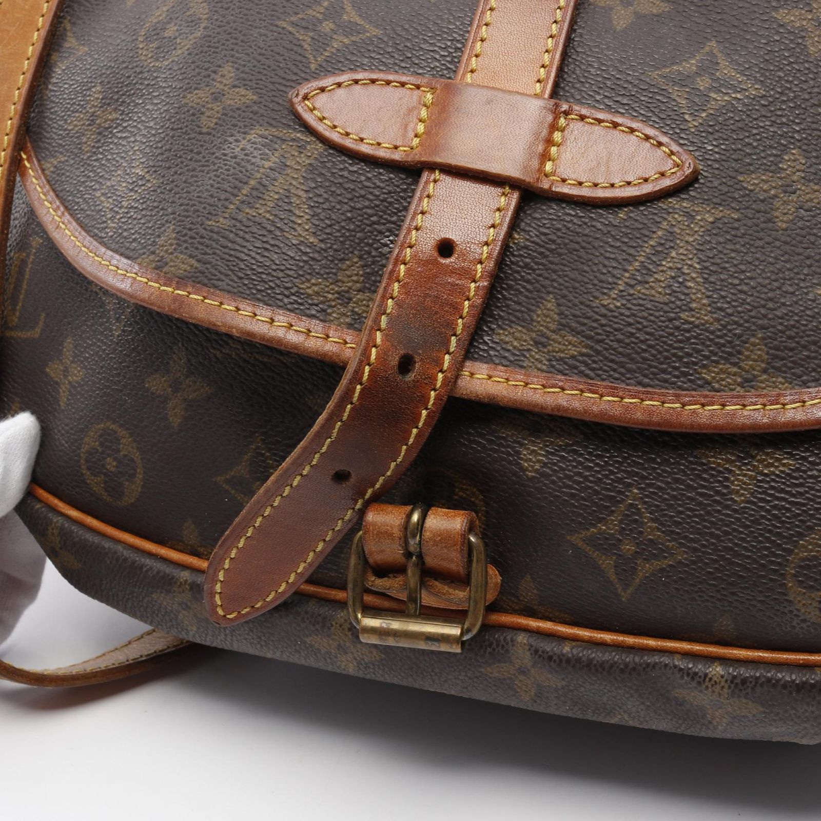 VUITTON ショルダーバッグ