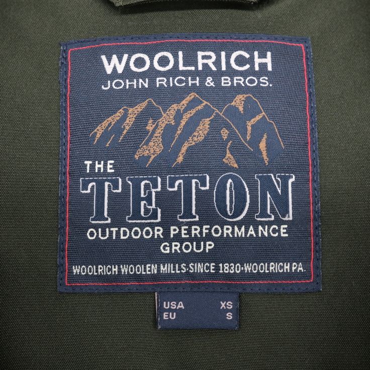 【美品】WOOLRICH ウールリッチ GTXマウンテンパーカー ダウンジャケット アウター ポリエステル カーキ グリーン WOCPS2732D