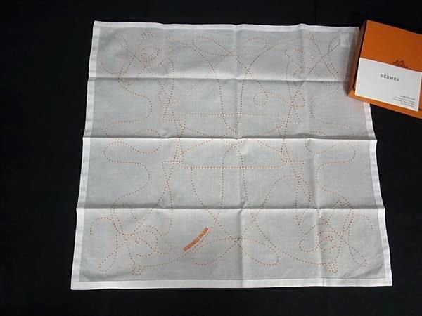HERMES エルメス コットン100％ ホース 刺繍 ハンカチーフ ポケットチーフ ホワイト系×オレンジ系 BK4360