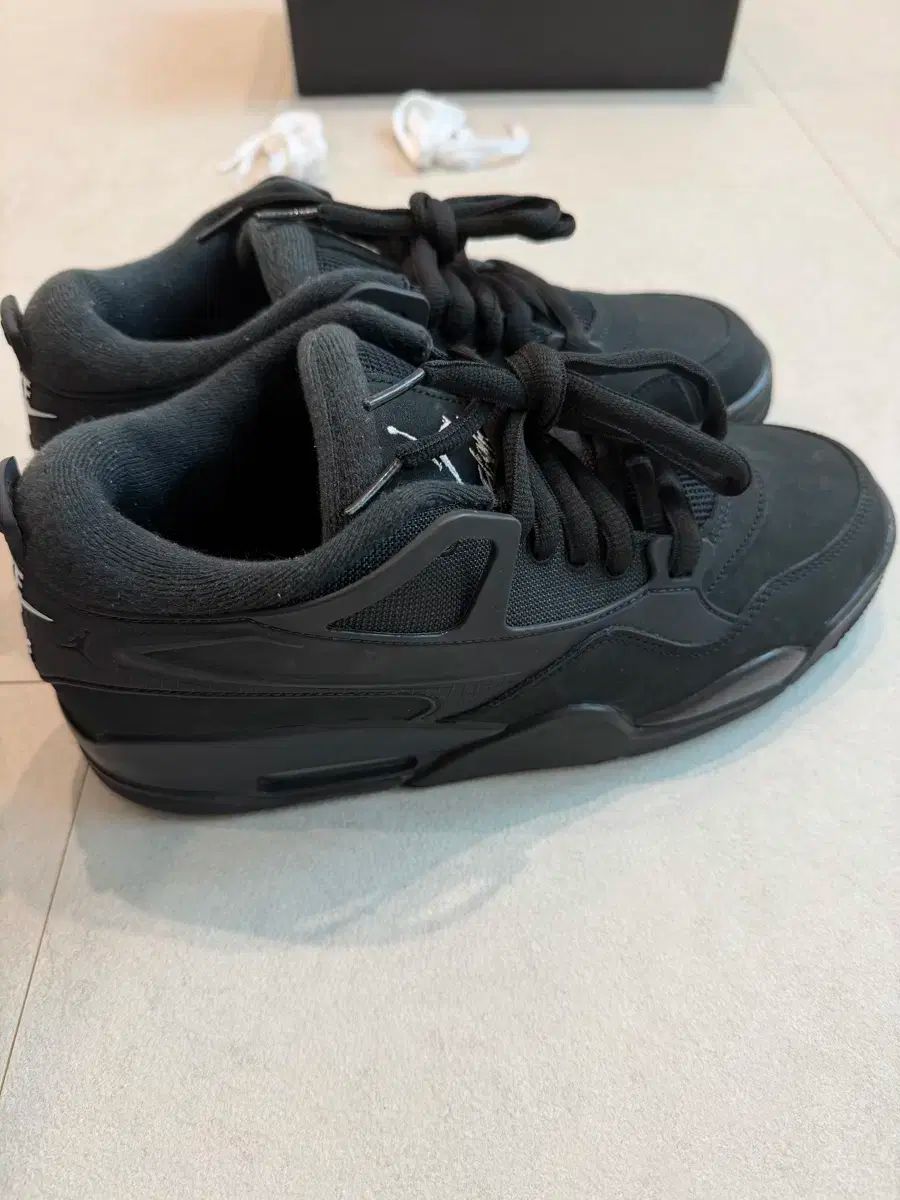 エア ジョーダン 4 RM ブラック メンズ 280