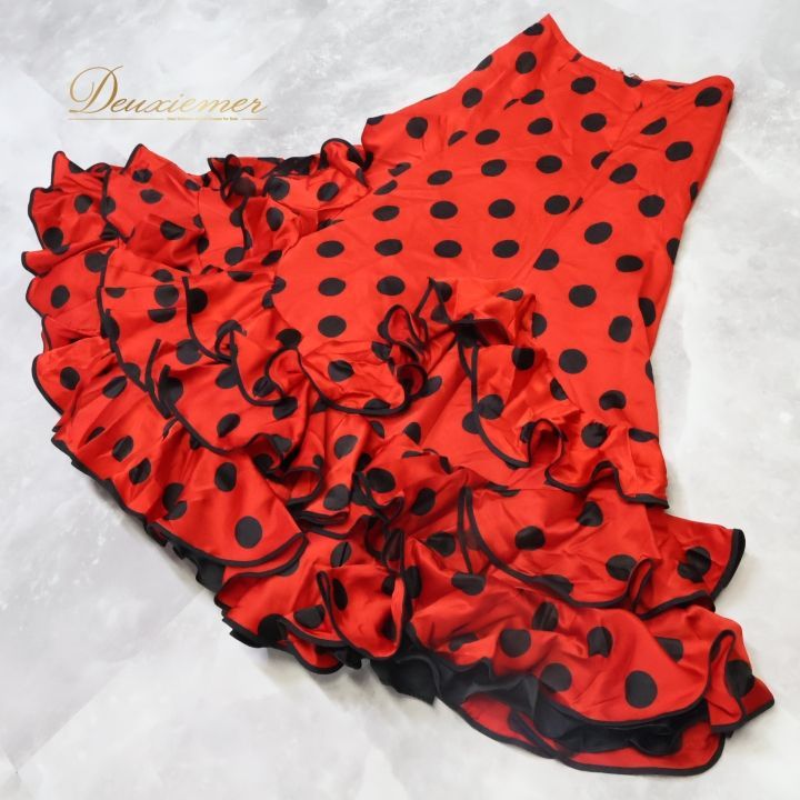 業界最安値に挑戦！！ フラメンコ 衣装 ファルダ スカート 水玉 ドット ボランテ フリル 赤 黒 柄 模様 ダンス 発表会 パーティ レッド系 かわいい スカートボリューム おしゃれ フラメンコ衣装 レディースファッション イベント用 ステージ衣装 ダンス衣装 赤色系 黒色系