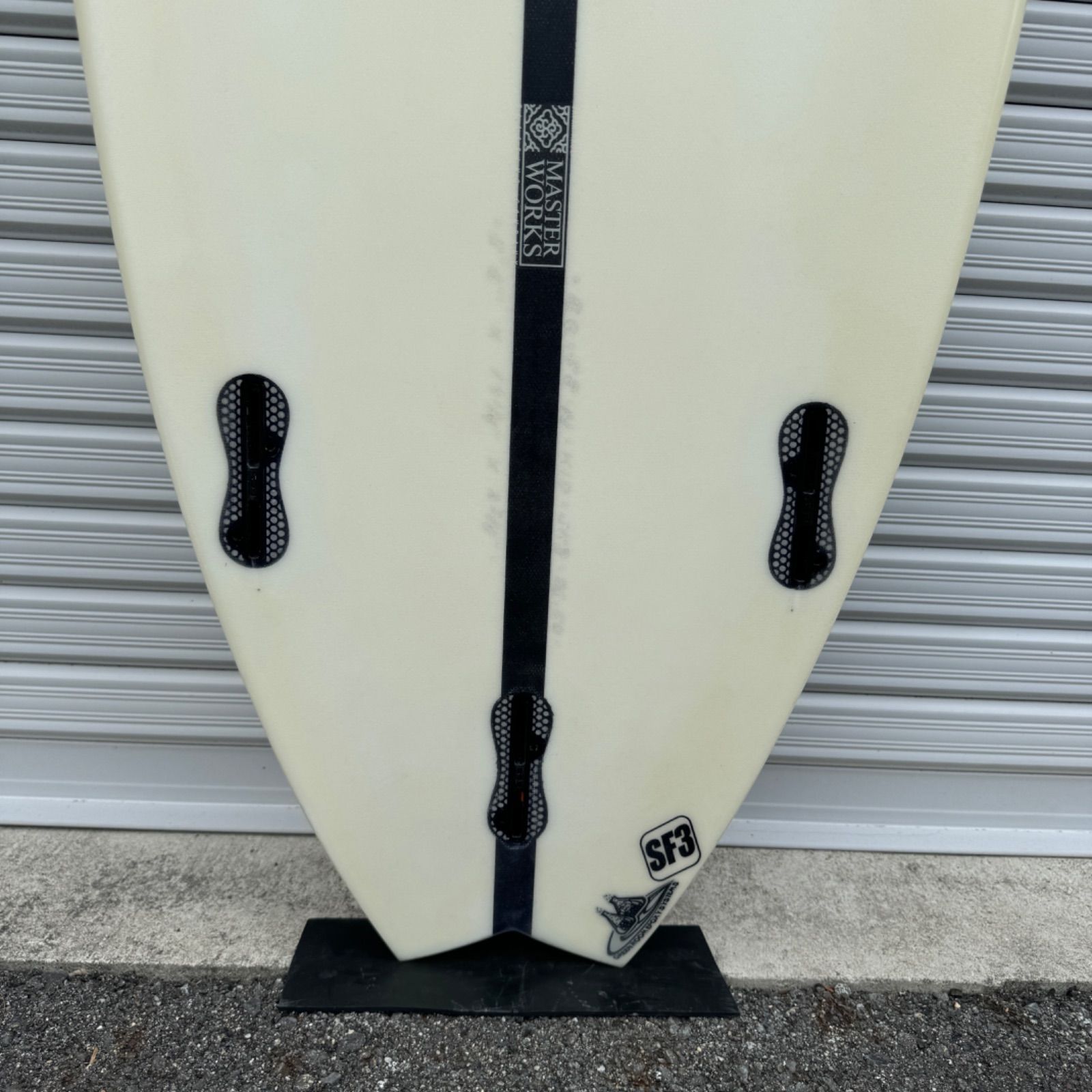美中古 とばさ JS サーフボード 5'5 BLACK BARON 27.5L ブラック