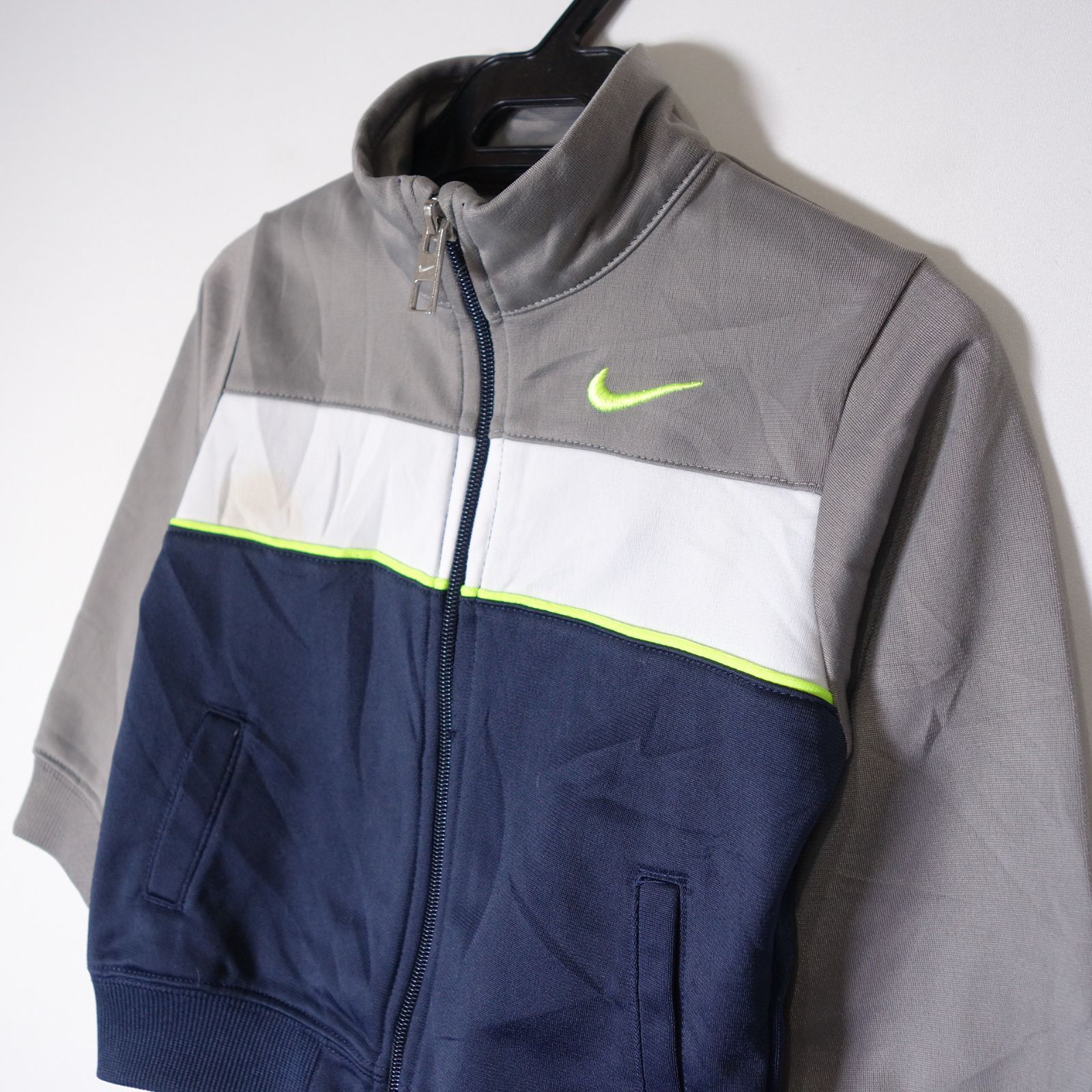 ナイキ NIKE トラックジャケット ジャージ キッズ 子供服 男の子 女の子 18M 古着