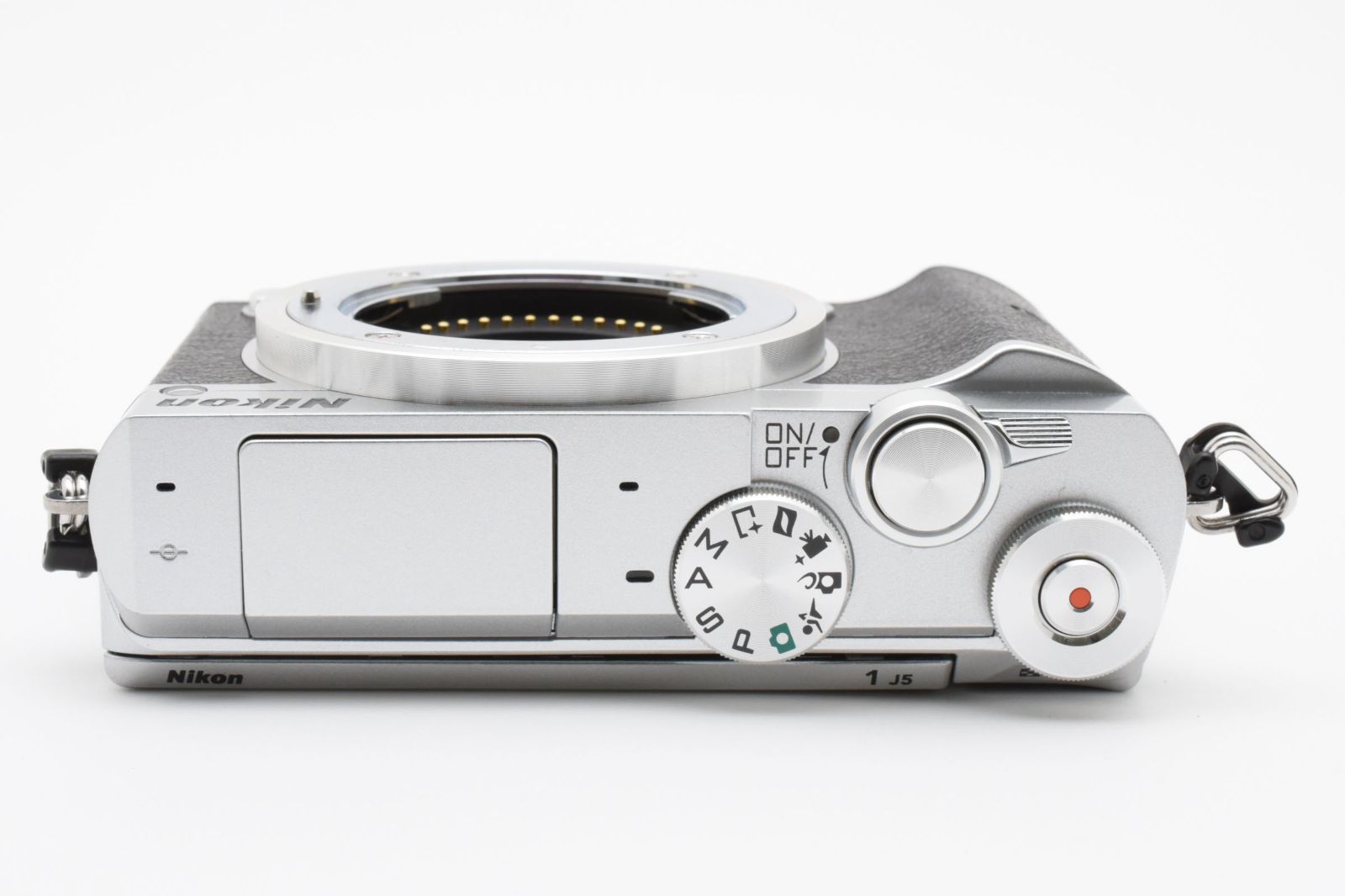 ほぼ新品級】Nikon 1 J5 ダブルズームキット シャッター数2777回