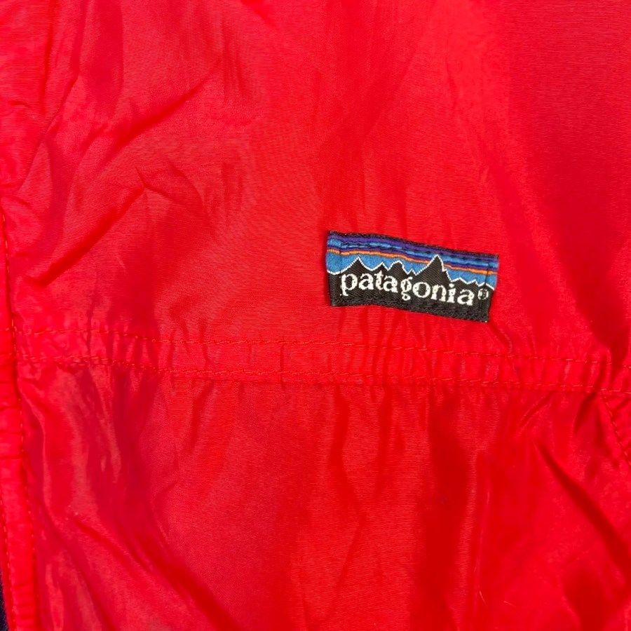 80s90sパタゴニアPatagoniaシェルドシンチラナイロンジャケットブルゾン裏地フリースロゴタグワンポイント三角タグ赤レッド紺ネイビーアウトドアスポーツ ヴィンテージ50304