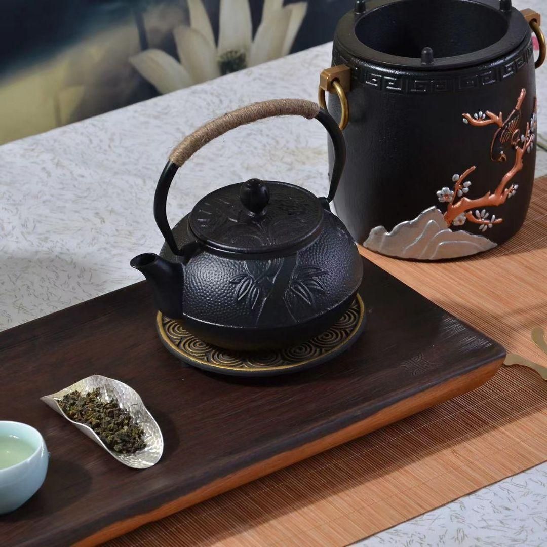 急須 おしゃれ 鉄瓶 やかん 直火 ティーポット新品 新品 鉄瓶 南部鉄器 鋳鉄 急須 おしゃれ鉄瓶 やかん直火