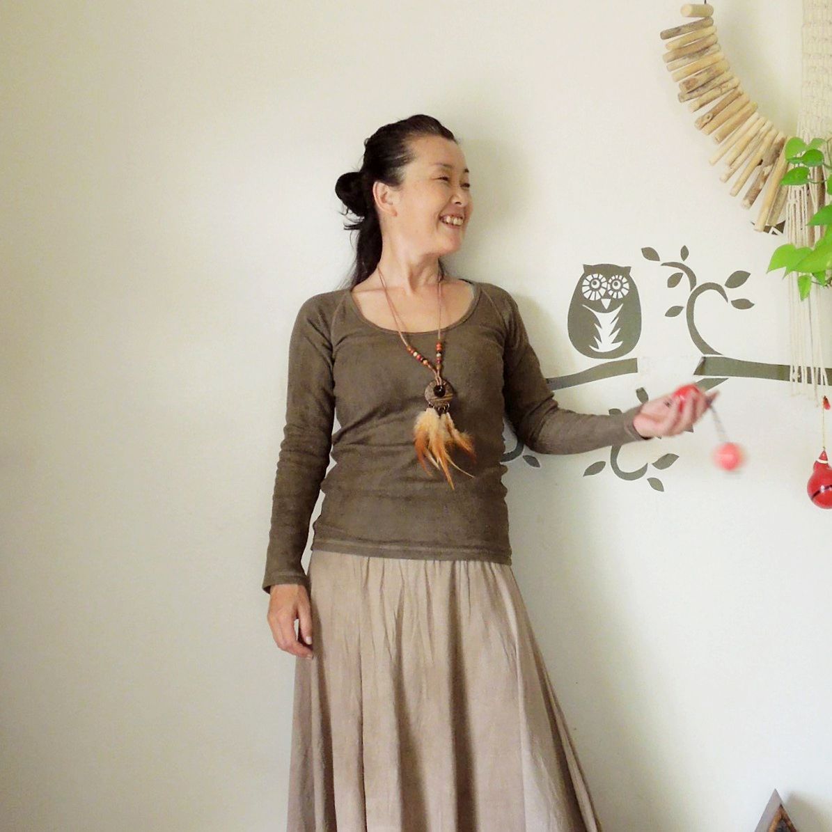 asana x chewin'bacco ヘンプコットン リブ ラグラン ロングスリーブ草木染め麻墨グレー