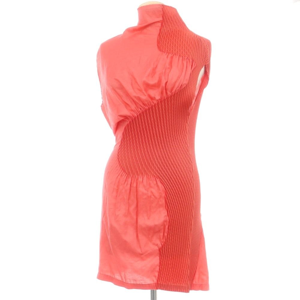 イッセイミヤケ ISSEY MIYAKE 秋冬 ハイネック ノースリーブ チュニック コーラルピンク サイズ表記なし L位 レディース