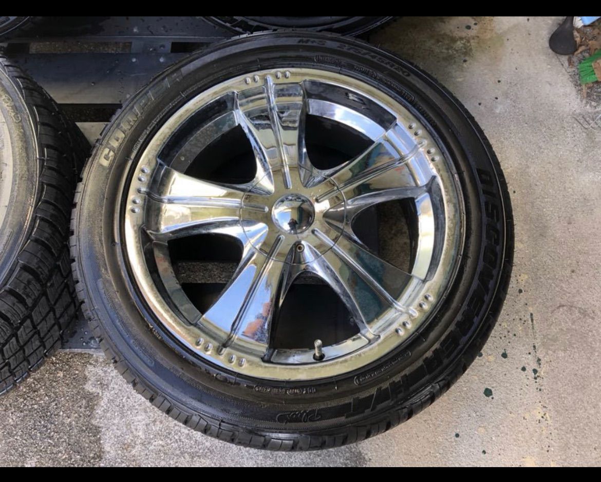 トレイルブレイザー 20インチアルミホイール・タイヤ 275/45R20