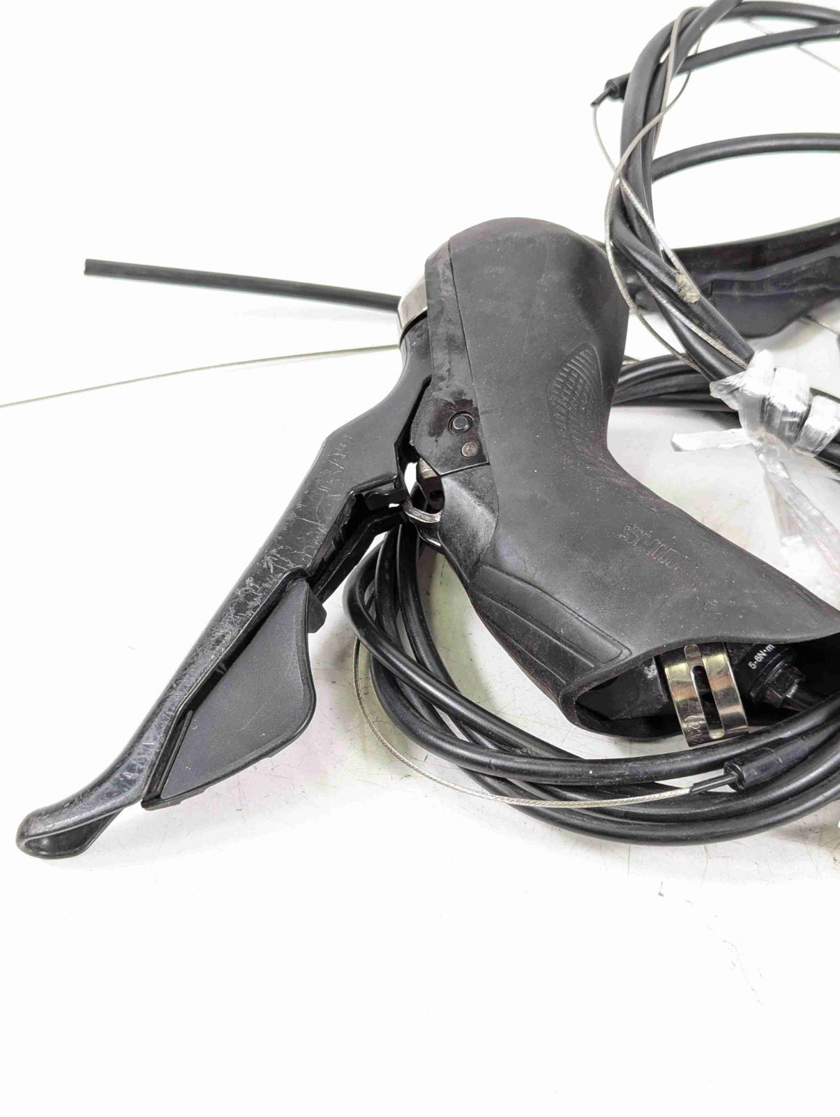 ST R8020