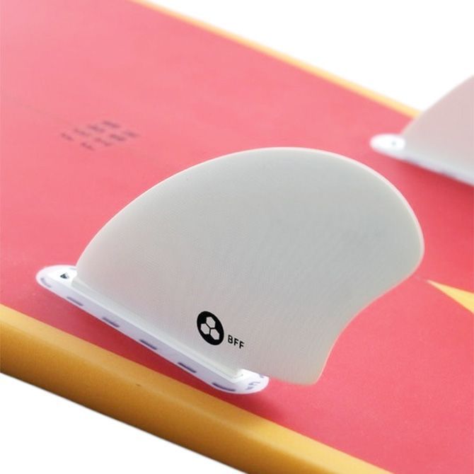 フューチャー フィン ブリットフィッシュフィン モデル ツインフィン