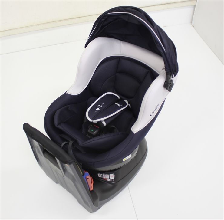 美品】 コンビチャイルドシート クルムーヴ シンプライト ダイヤモンド