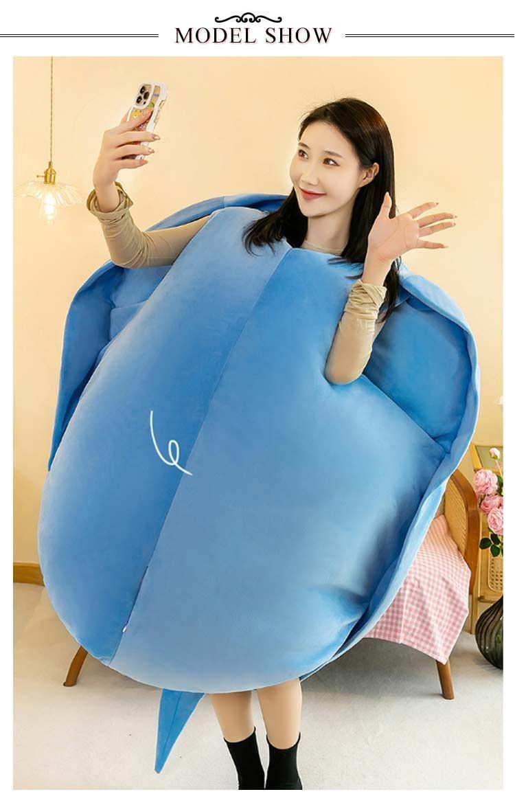 着るクッション