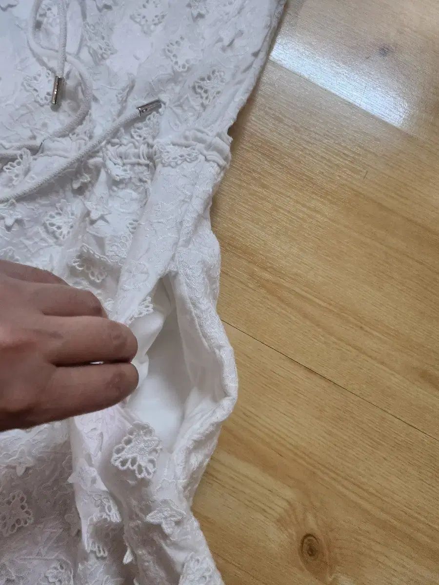 Louis Vuitton(ルイヴィトン) レースワンピース 再販 - メルカリ