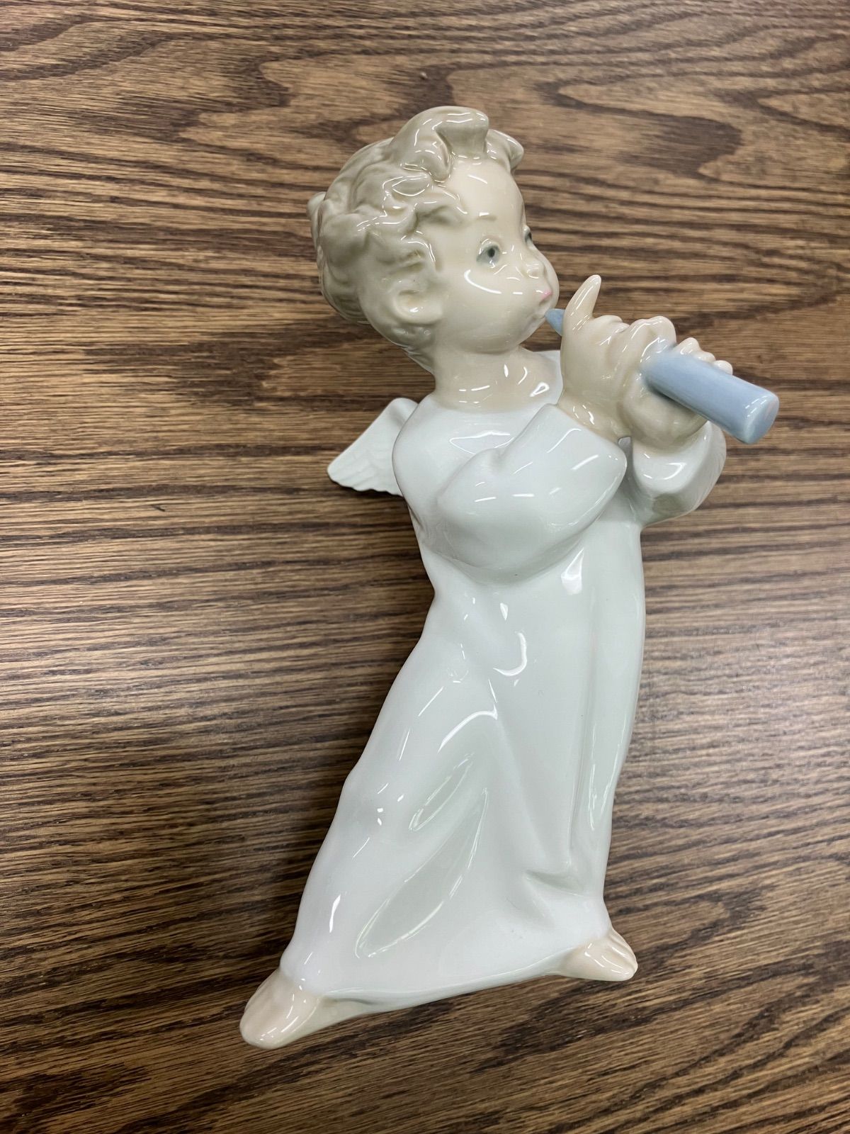 リヤドロ フィギュリン 可愛いフルート 笛を吹く天使 返品保証