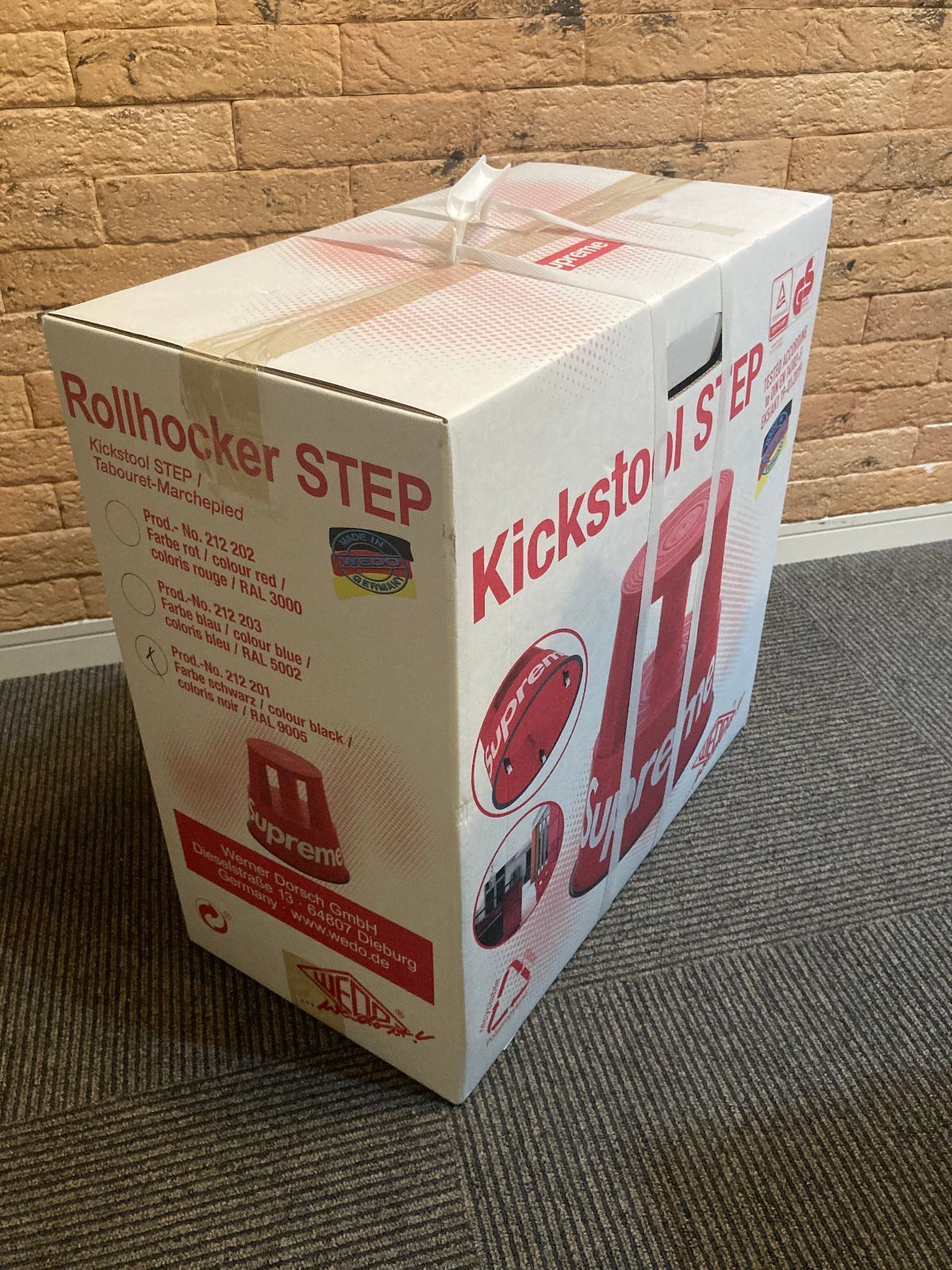 新品・未開封・未使用】 Supreme Wedo Step Stool black ステップ