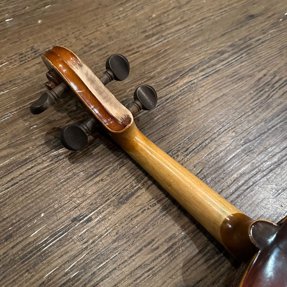 Suzuki No.18 4/4 バイオリン 美品 Suzuki No.18 4/4 バイオリン 美品 楽器・機材