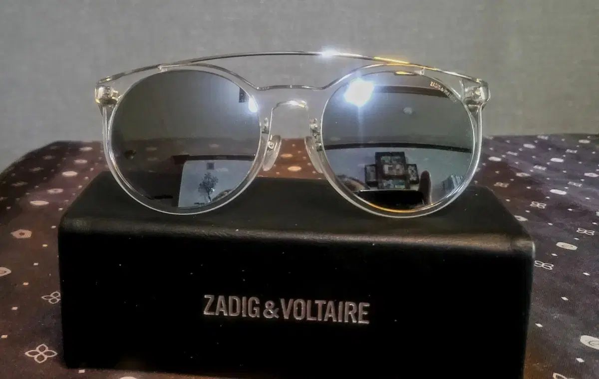 ZADIG-VOLTAIRE ザディグ