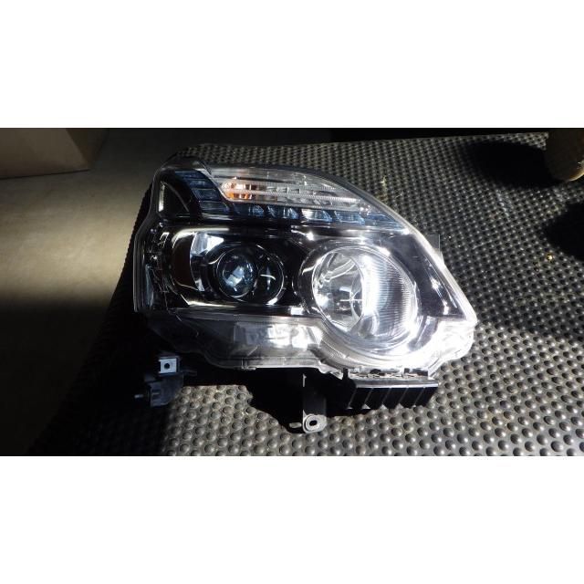 エクストレイル LDA-DNT31 右ヘッドライト