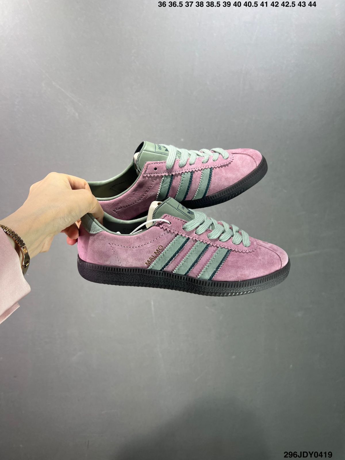 新品 ADIDAS CITY SERIES MALMO パープル