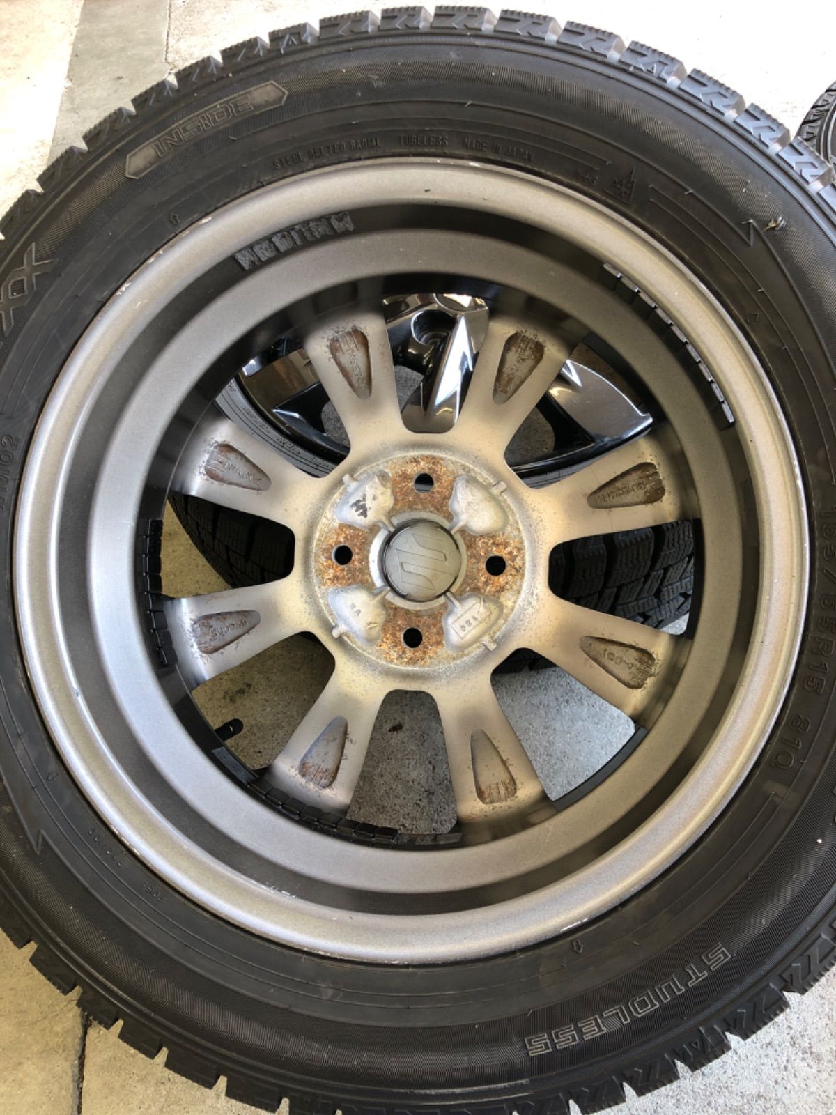 デザイン スタッドレスタイヤ ソリオ デリカD 2 165 65R15 純正アルミホイール 美術