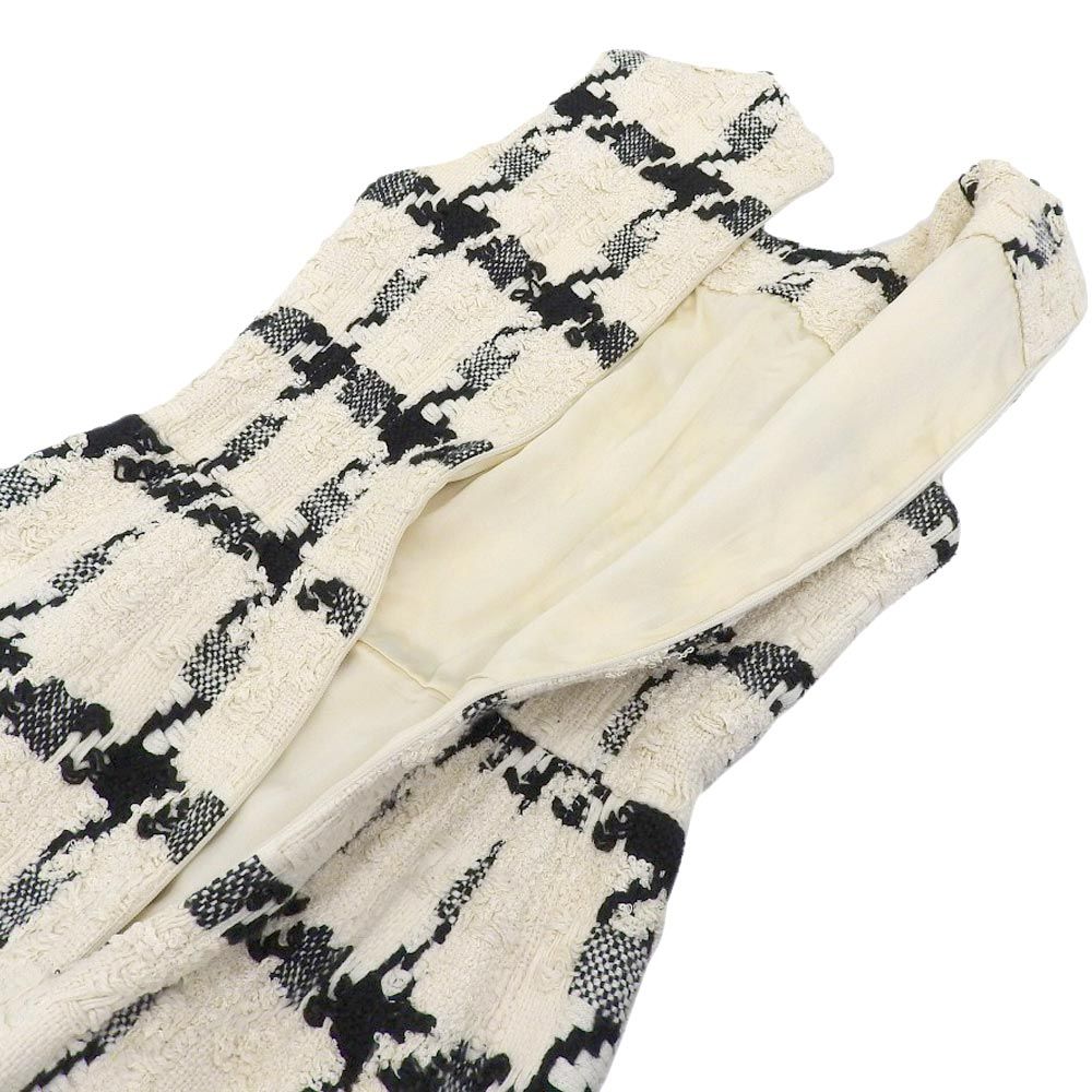 【未使用タグ付き】Alexander McQueen ワンピース Alexander McQueen（ロングワンピース/マキシワンピース）の