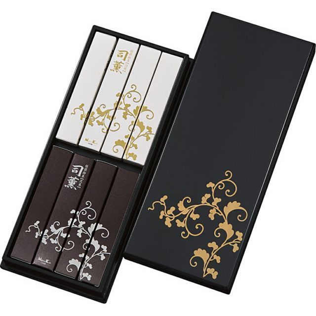 日本香堂 司薫 二種香 白檀 沈香 ８箱入 塗箱入 65037 香典返し 御供 粗供養 詰め合わせ ギフト プレゼント 割引 品物 新築祝い 結婚内祝い 出産内祝い ご挨拶 引っ越し 引越し 内祝い 写真入り メッセージカード のし