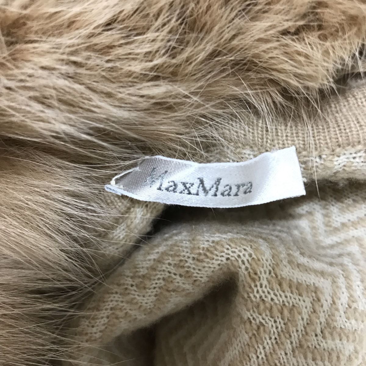 Max Mara(マックスマーラ) コート レディース - ベージュ 長袖/ニット/ロング丈/フォックスファー/春/秋