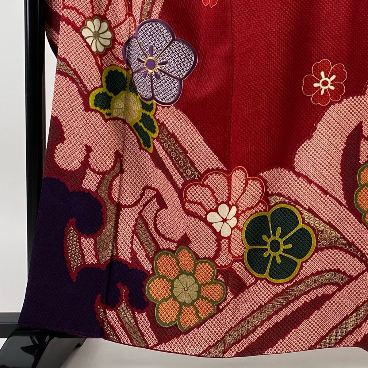 振袖 身丈161cm 裄丈66.5cm M 袷 波頭 梅 金糸 総絞り 赤 正絹 美品  