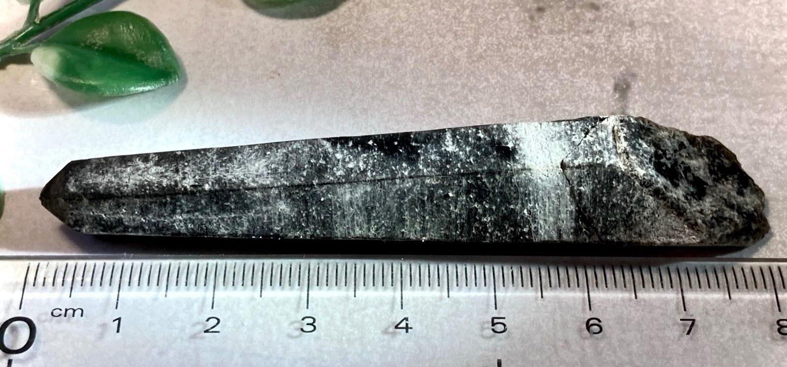 チベット産 聖石 モリオン ラフストーン 原石 守護石 モリオン 原石