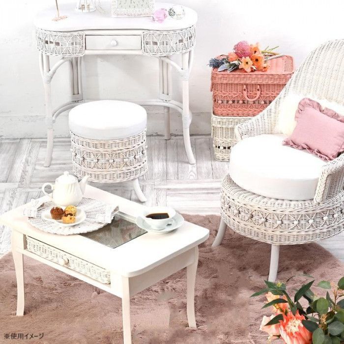 アンティーク ころんとかわいいオフホワイトのスツール 楽天市場】イタリア製 スツール ゴブランフラワー Sサイズスツール