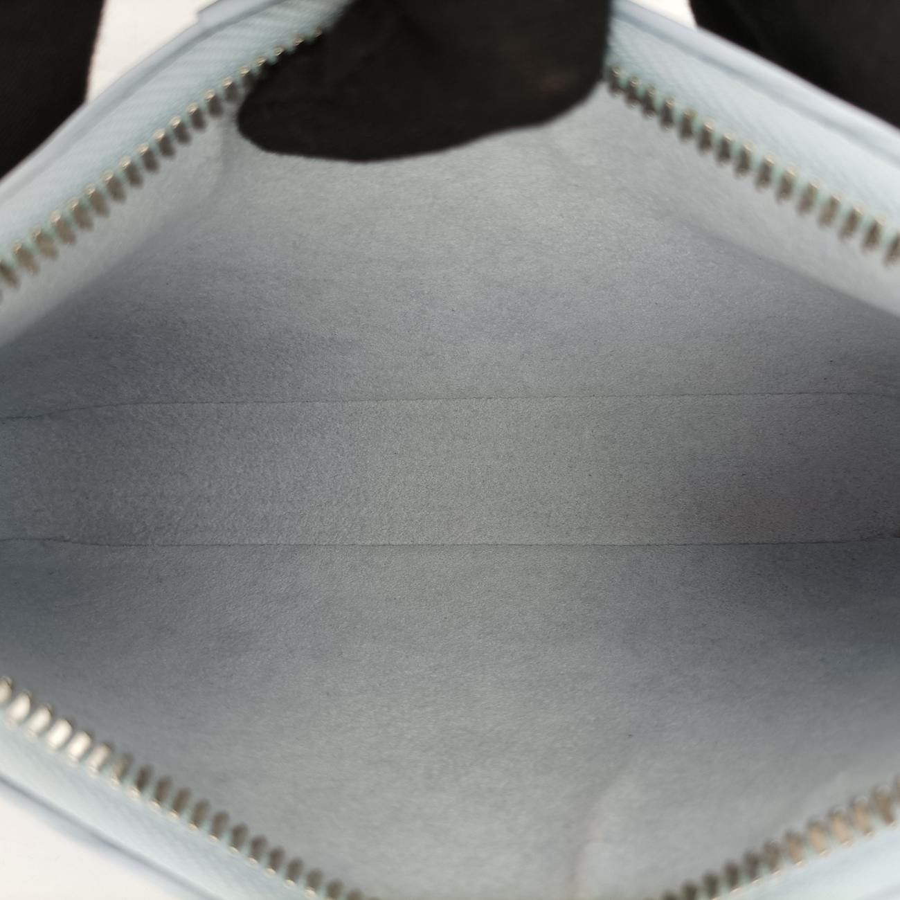 VuittonイージーポーチブルーエピM80480ICチップ