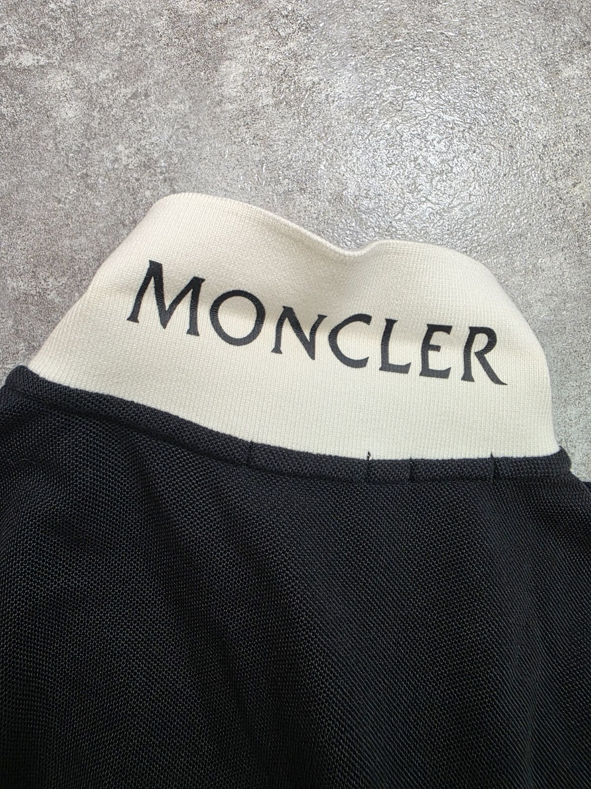 ✨モンクレール ポロシャツ ロゴワッペン ブラック Mサイズ 半袖 鹿の子 MONCLER モンクレール × FRAGMENT フラグメント 藤原ヒロシ☆ 春