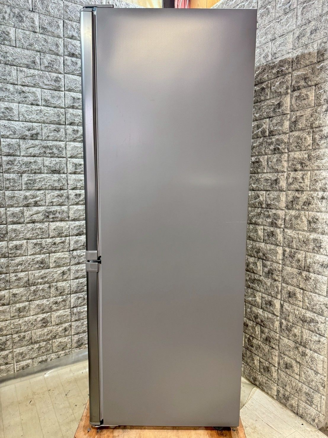 高年式 美品】大阪送料無料☆3か月保障付き☆冷蔵庫☆TCL☆2ドア☆2024