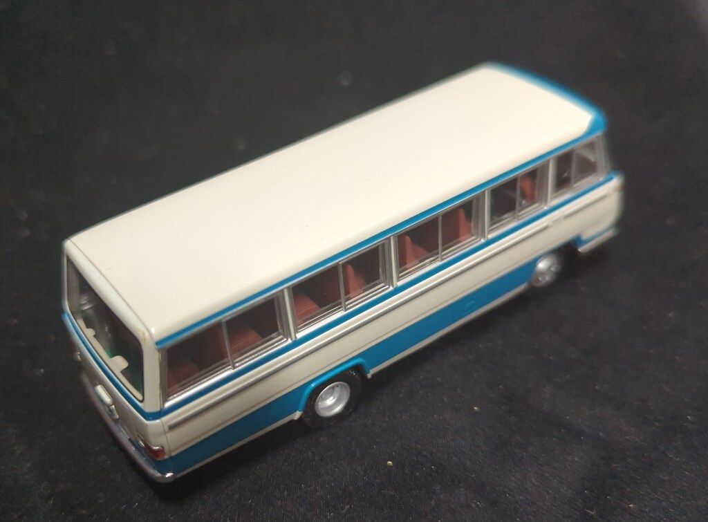 【新品】TOMICA LIMITED VINTAGENEO ニッサン シビリアン トミカリミテッド ヴィンテージ ネオ ニッサン シビリアン (白/青