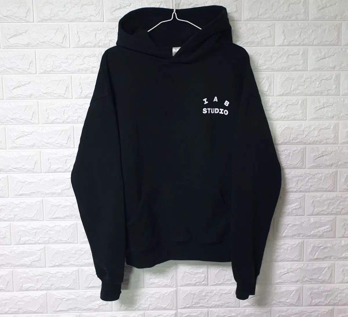 IAB Studio(アイエービースタジオ) フード付きTシャツ 出品
