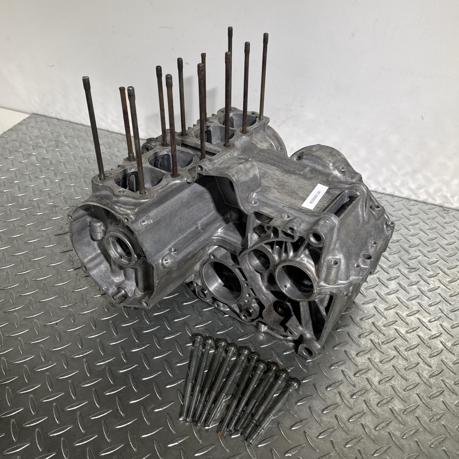 HONDA CB400FOUR スプロケットカバー ホンダ [M-250401-17] HONDA