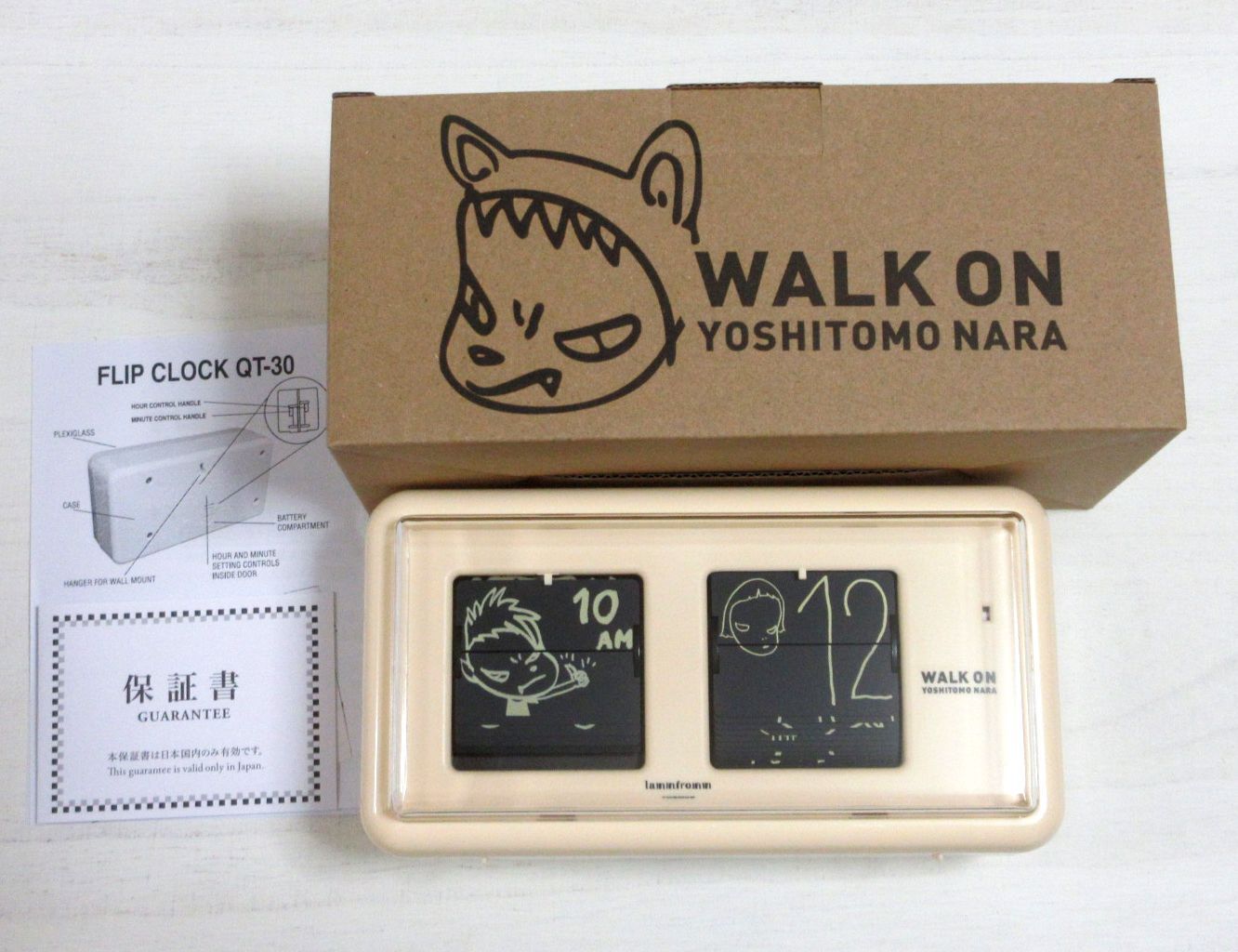 ダンボール梱包 Yoshitomo Nara 奈良美智 パタパタクロック WALK ON CLOCK クロック 時計 置時計 ベージュ 奈良 現代アート USTAUSTRALIA_COM_AU