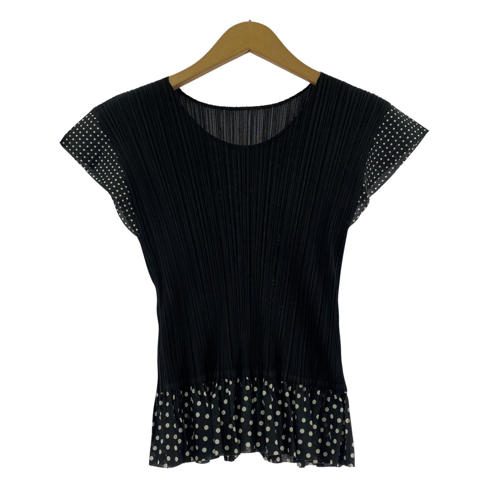PLEATS PLEASE ISSEY MIYAKE カットソーTシャツ 黒 3 PLEATS PLEASE ISSEY MIYAKE カットソー ブラック 7559062