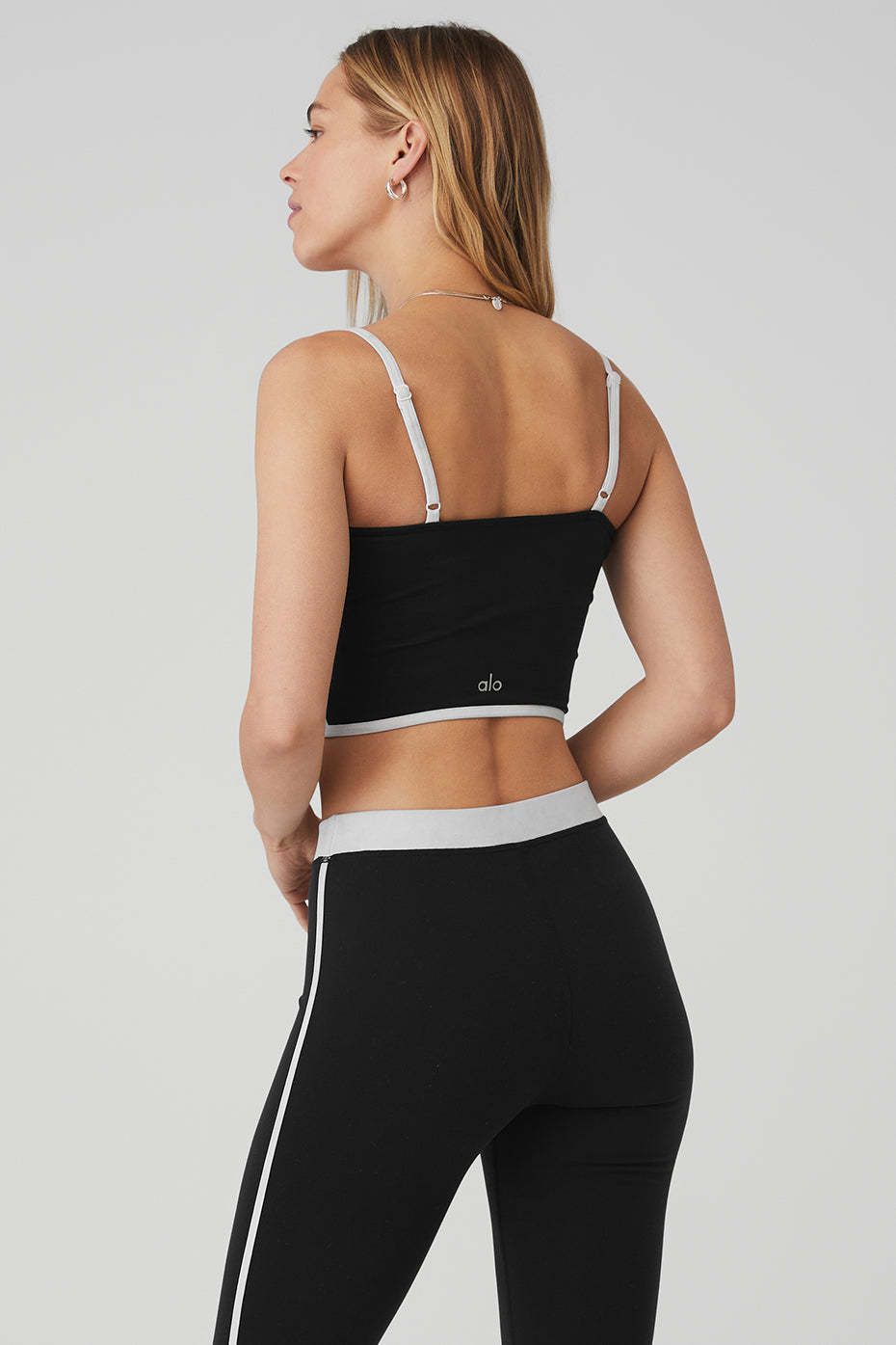 モデル御用達ヨガウェア】ALO Yoga レギンス 11colors (ALO Yoga/フィットネスボトムス) 65689318【BUYMA】 -  ヨガ・ピラティス