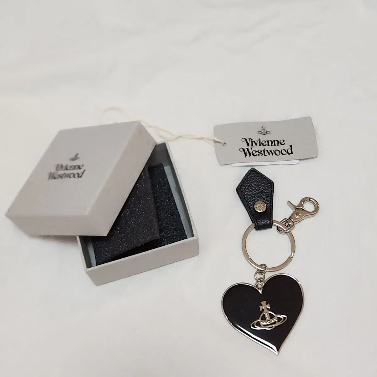 Vivienne Westwood ヴィヴィアンウエストウッド ブラック ハート キーリング